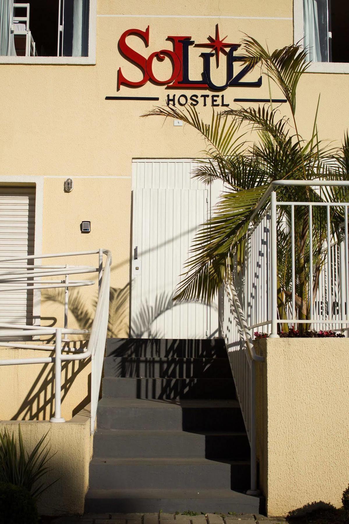 Hostel Solluz Куритиба Экстерьер фото